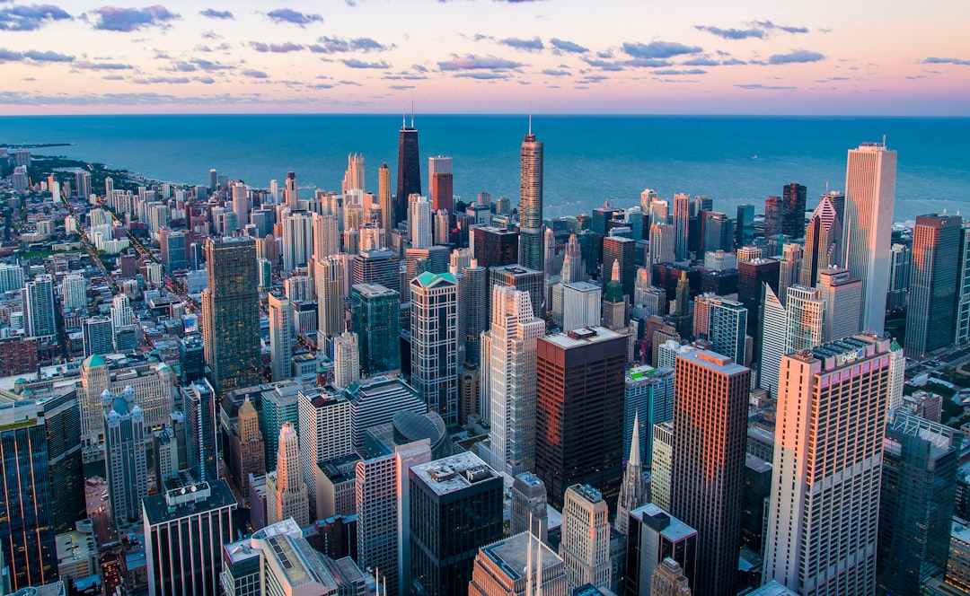 Chicago in 72 Hours: A First-Timer's Deep-Dive Into Architecture, Jazz, and Deep-Dish Reality