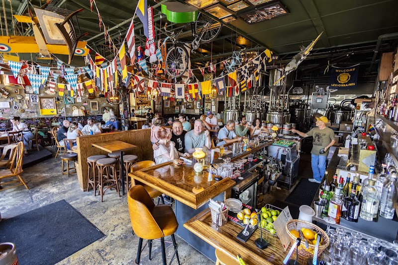 Jaquval Gastropub & Brewery