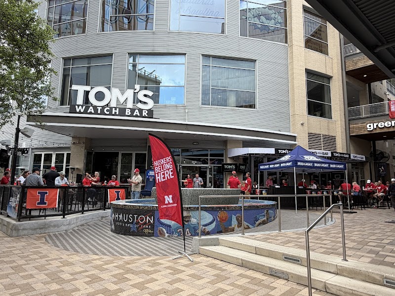 Tom's Watch Bar