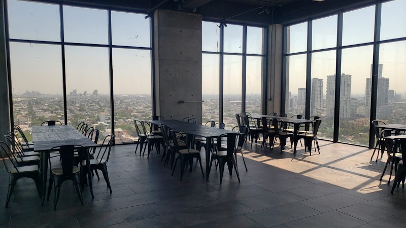 El Señor Rooftop